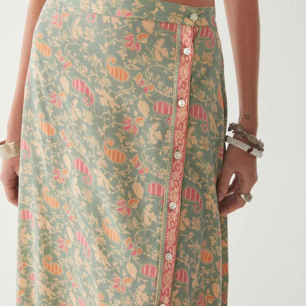 
                      
                        Front detail view of Maison Hotel'l Faustine Skirt in the color Cotton Candy
                      
                    