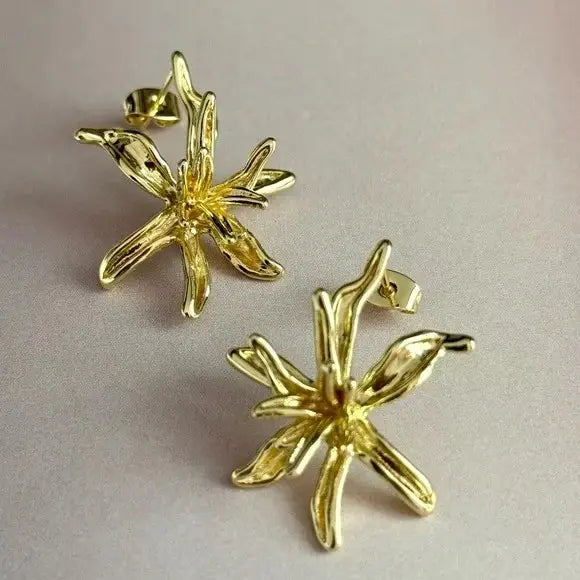 24K Gold Filled Sweet Lily Flower Sculpted Stud Earrings
