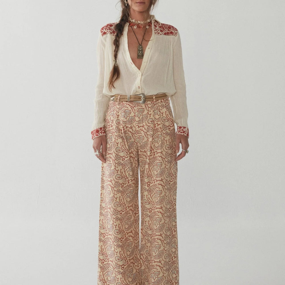 Front view of the Maison Hotel Indira Pant in the print Elvis Paisley