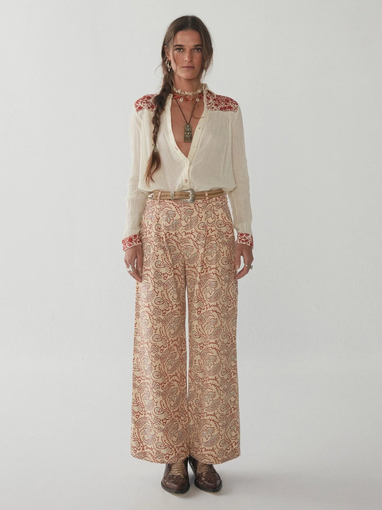 Front view of the Maison Hotel Indira Pant in the print Elvis Paisley
