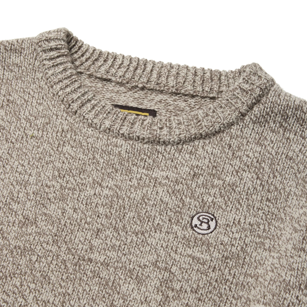 This sturdy sweater offers a crew neckline and small Seager brand embroidery detail