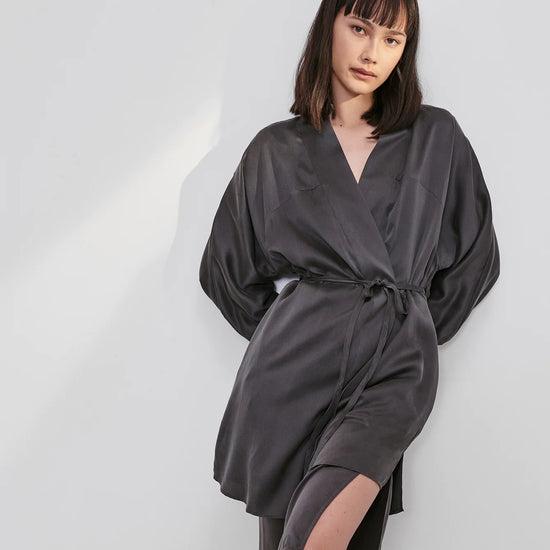 LUNYA Washable Silk Robe - Meditative Grey