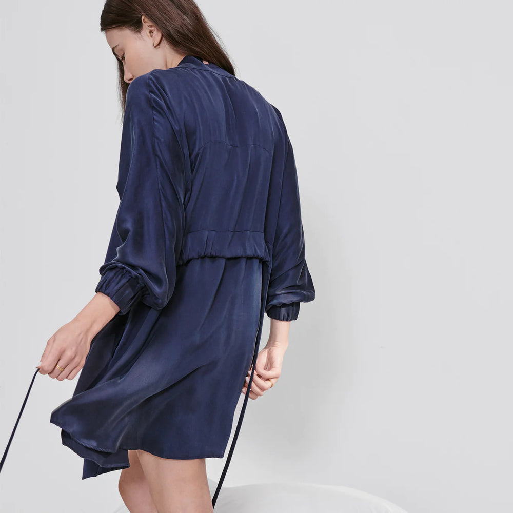 
                      
                        LUNYA Washable Silk Robe - Deep Blue
                      
                    
