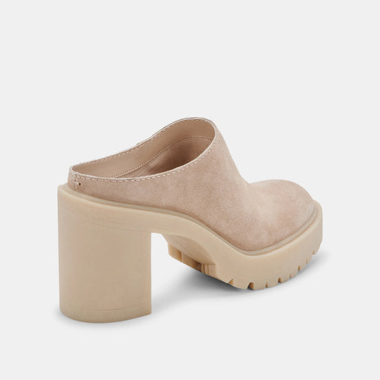 Dolce vita 2025 suede mules