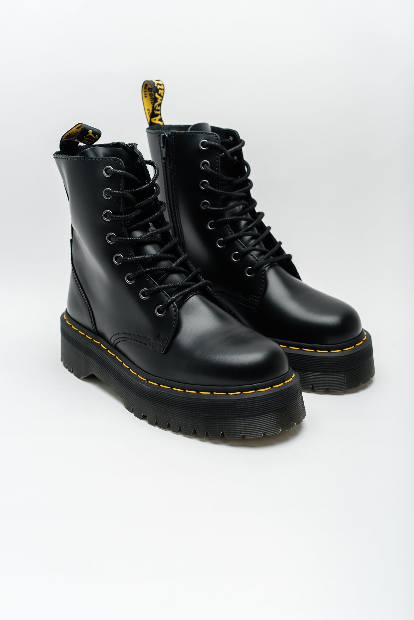 Jadon Boot Smooth Leather Platforms in Black