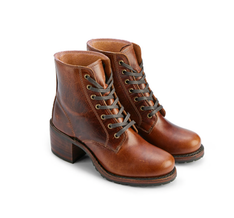 FRYE Sabrina 6G Lace Up Boot - Cognac