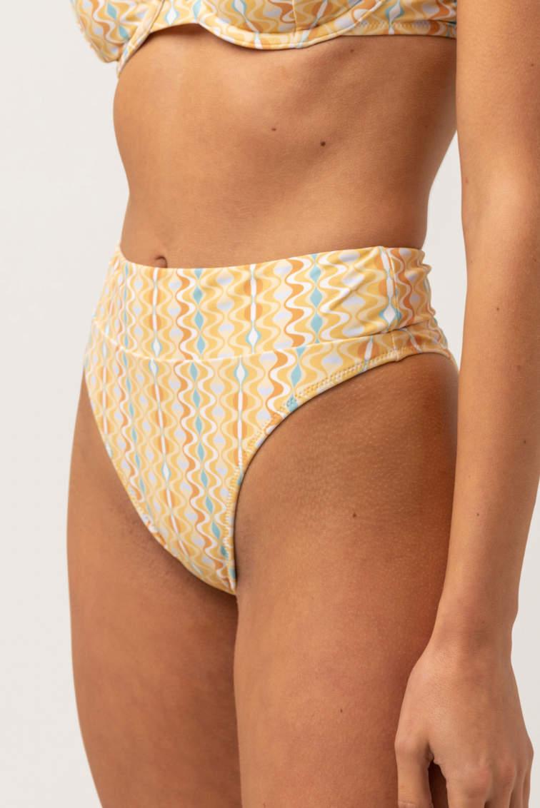 Load image into Gallery viewer, women&amp;#39;s printed high waisted swim bottoms
