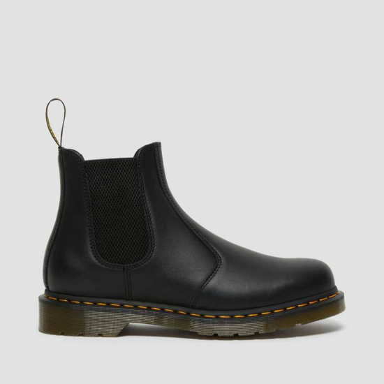 Load image into Gallery viewer, Dr. Martens 2976 Leather Chelsea Boots - Black Nappa
