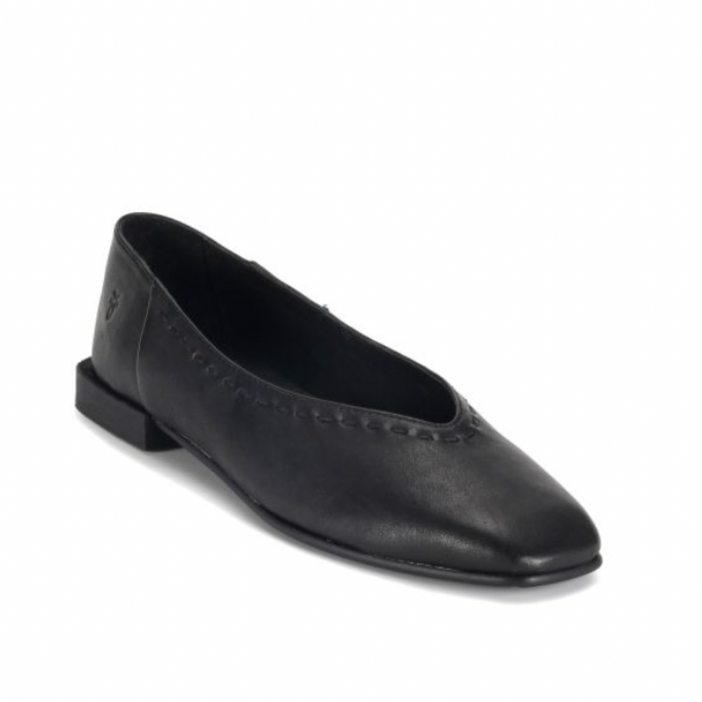 
                      
                        FRYE Claire Flat - Black
                      
                    