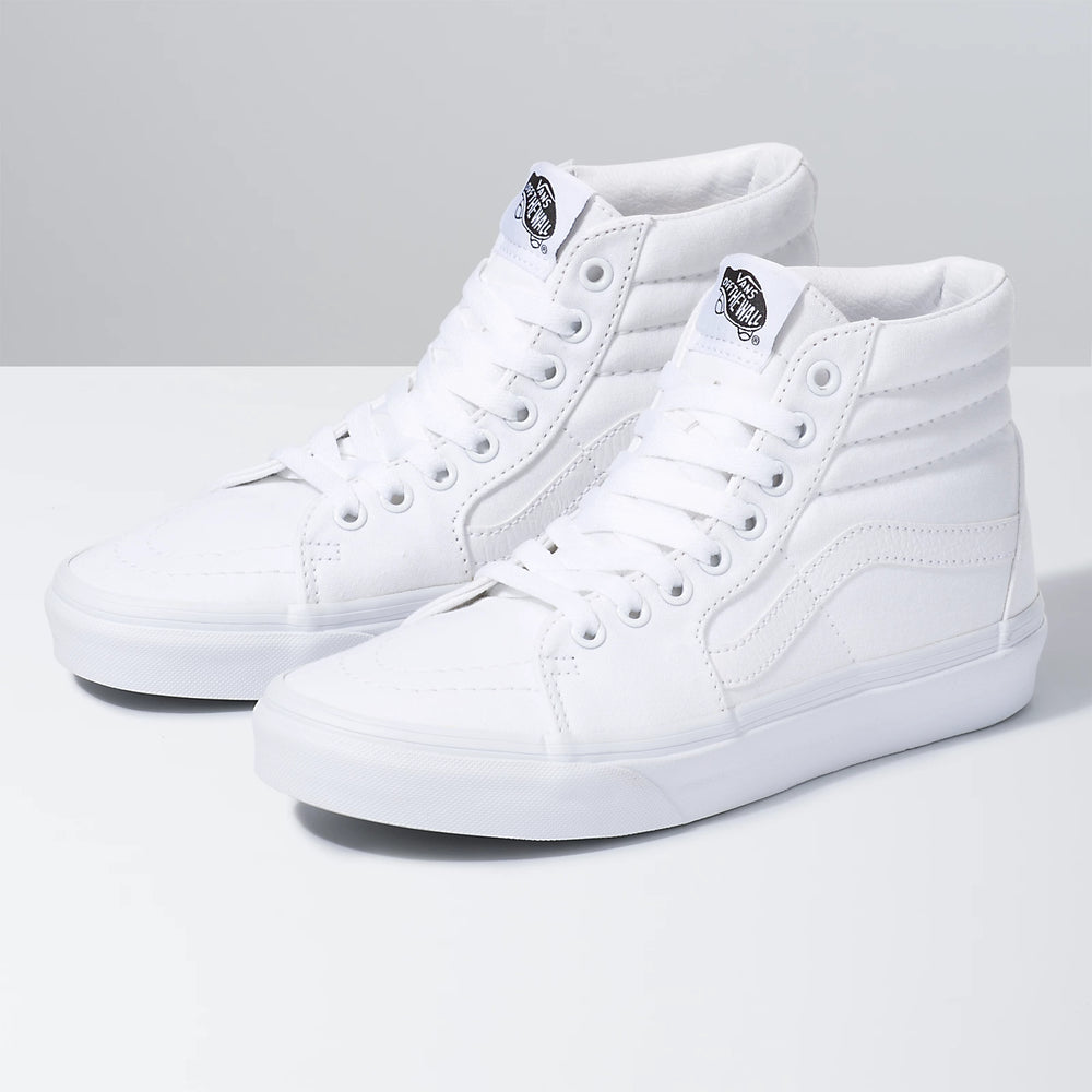 White skate shoes for women